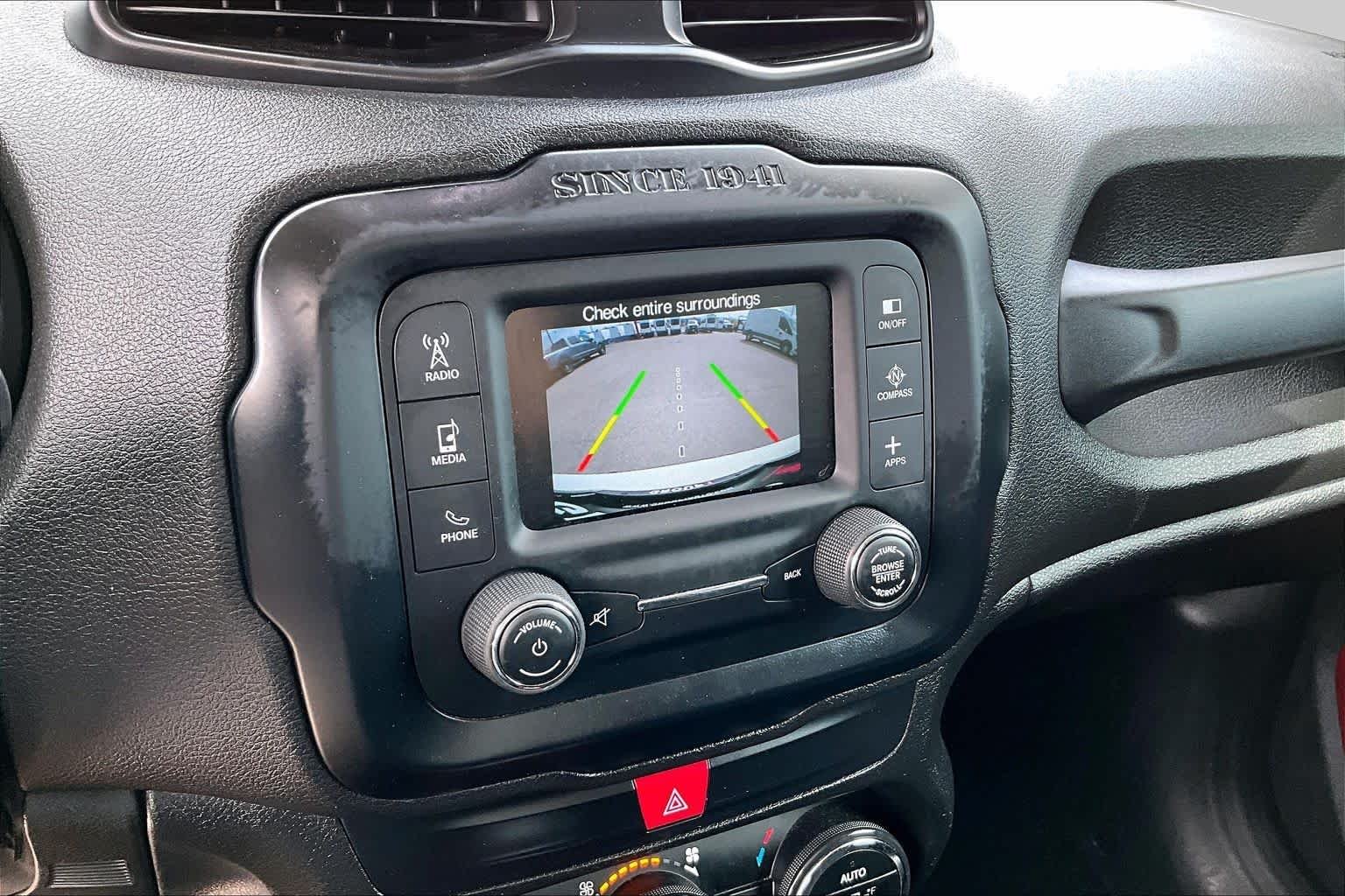 Used 2017 Alpine White Jeep Trailhawk image 26