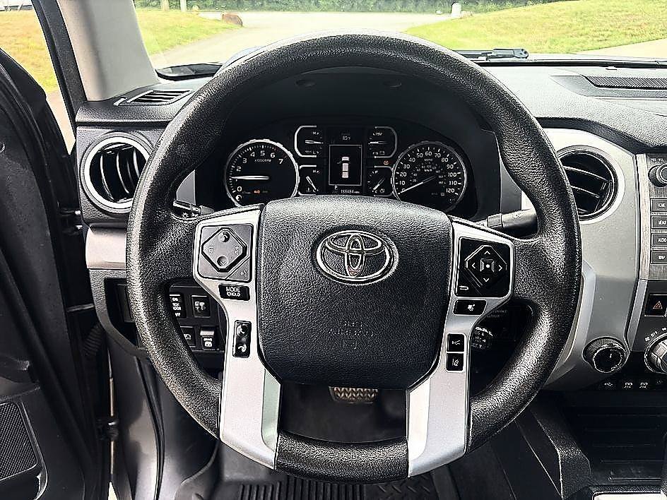 Used 2020 Magnetic Gray Metallic Toyota SR5 image 16