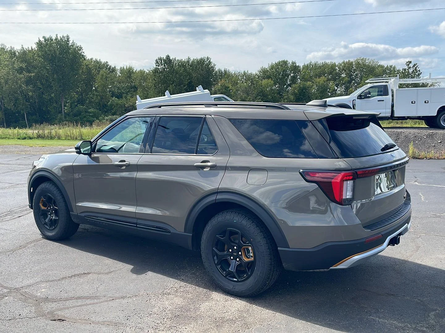 New 2026 Marsh Gray Ford Tremor image 3
