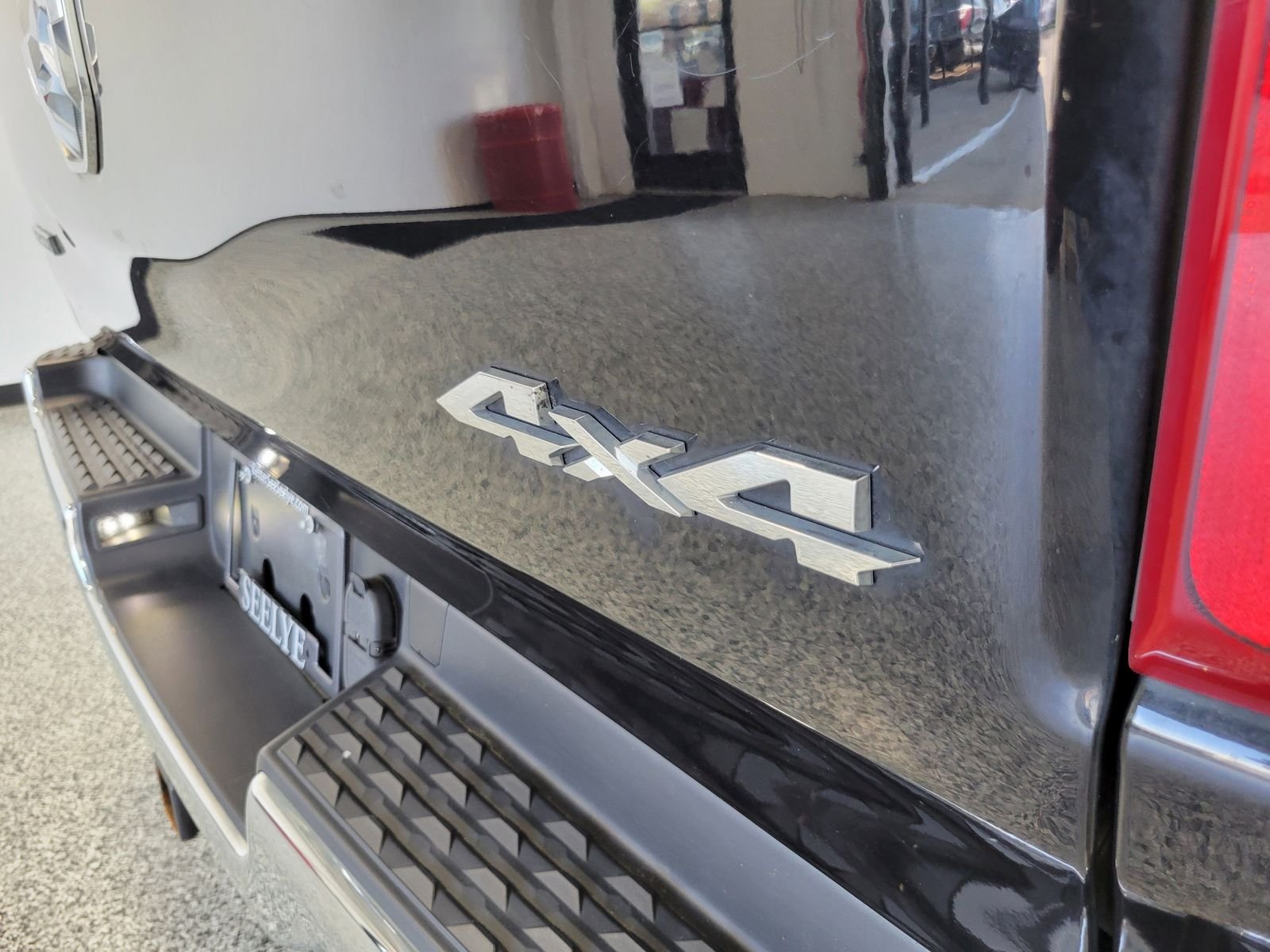 Used 2019 Black Ram Big Horn/Lone Star image 23