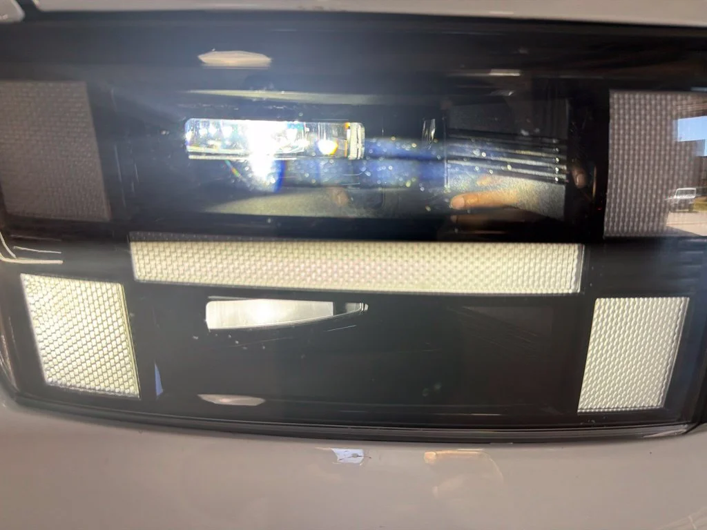 Used 2025 Serenity White Hyundai SEL image 10