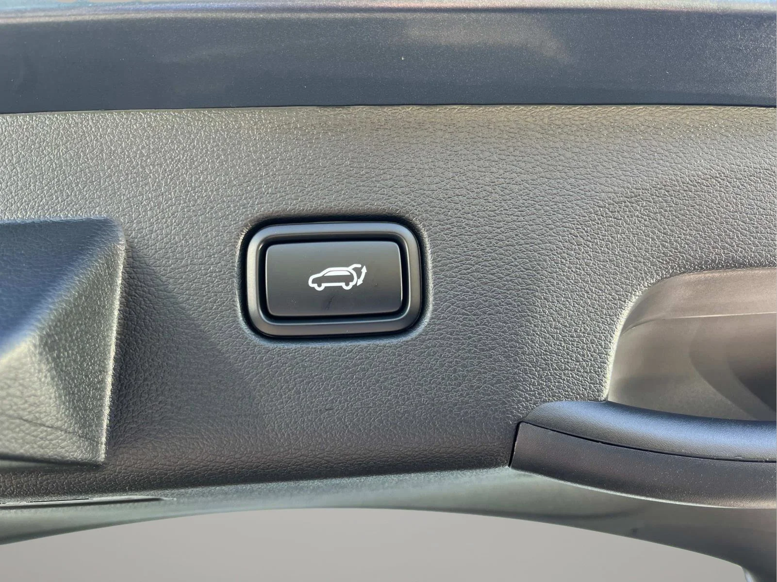 2025 Kia Sportage EX Hybrid - Photo 13