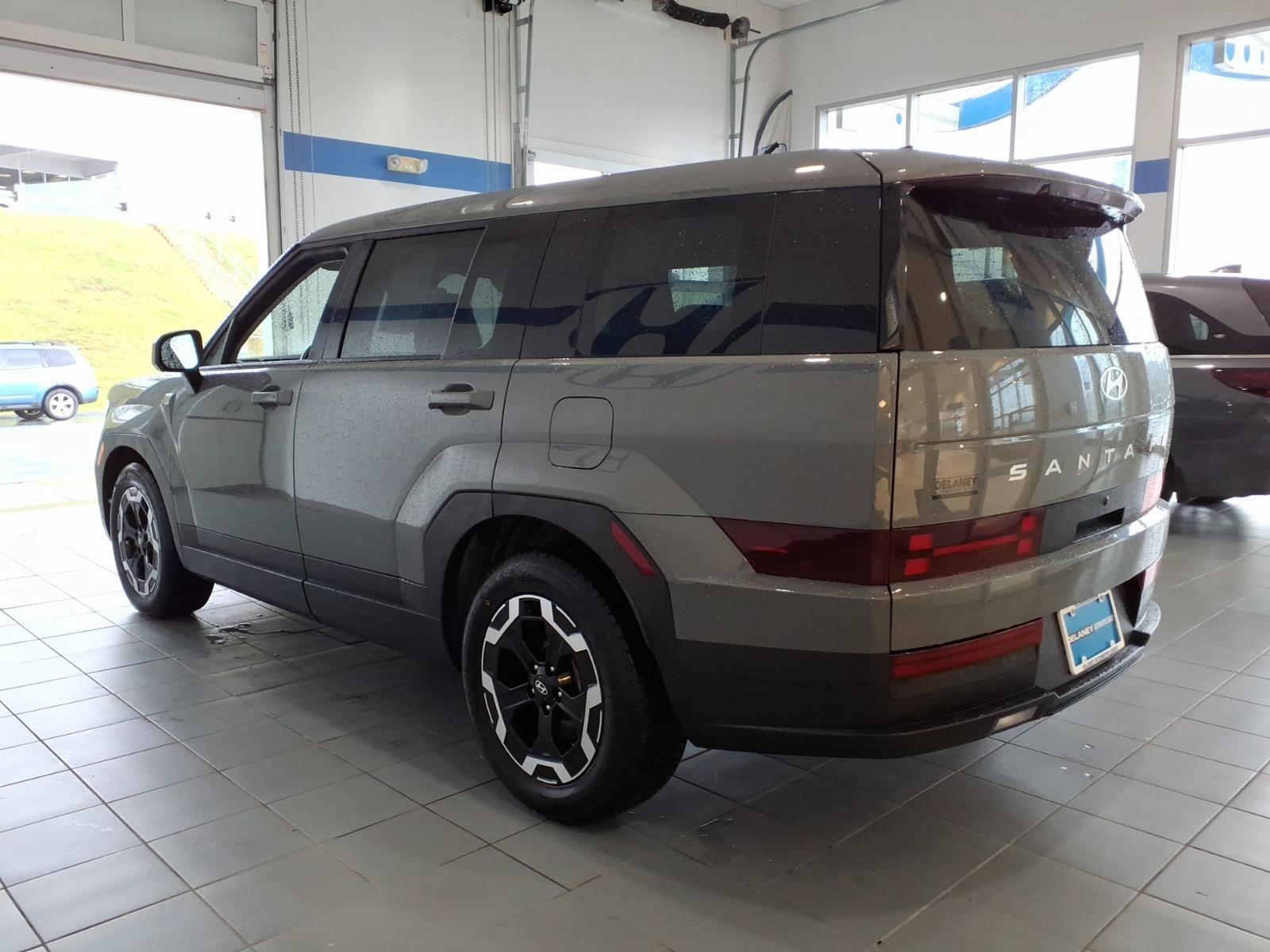 2024 Hyundai Santa Fe SE - Photo 6