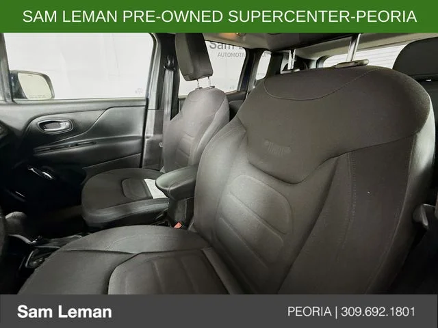 Used 2017 Blue Jeep Latitude image 20