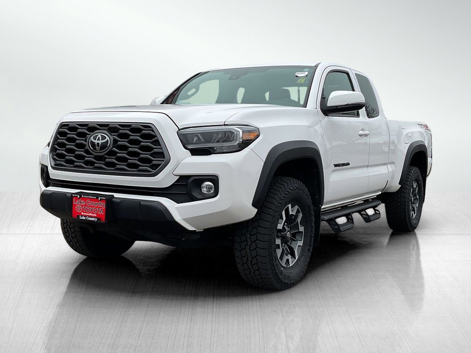 2023 Toyota Tacoma TRD Off Rd Acc Cab 4WD V6 Auto Std Bed's photo