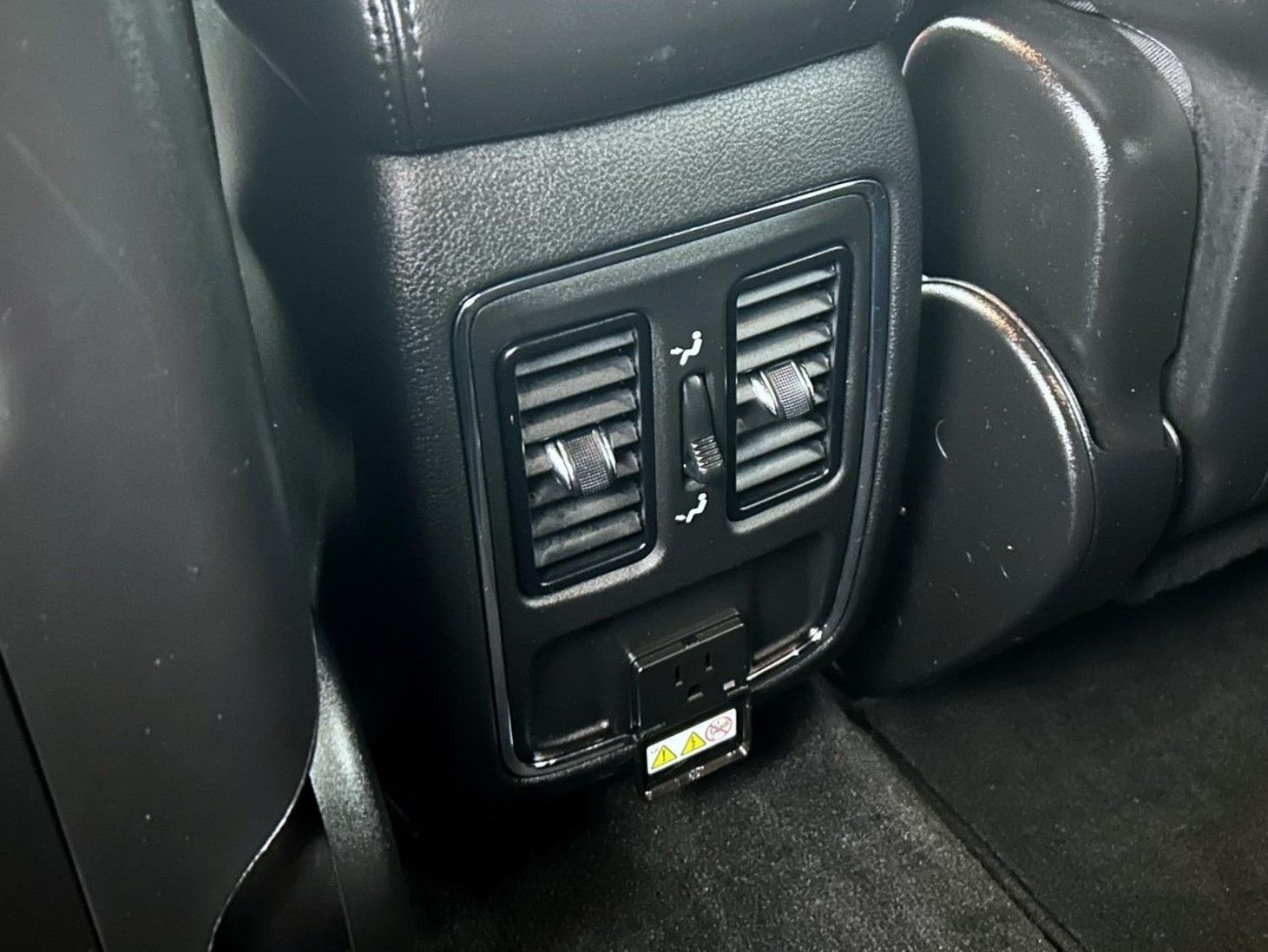 Certified Used 2022 White Jeep Laredo X image 21