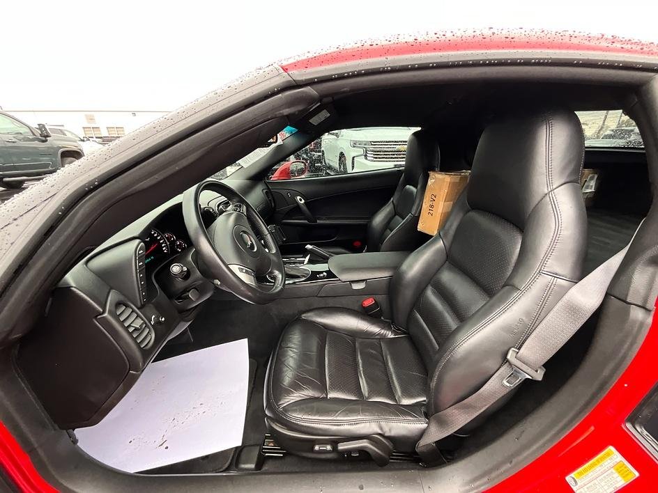 Used 2009 Red Chevrolet Base image 14