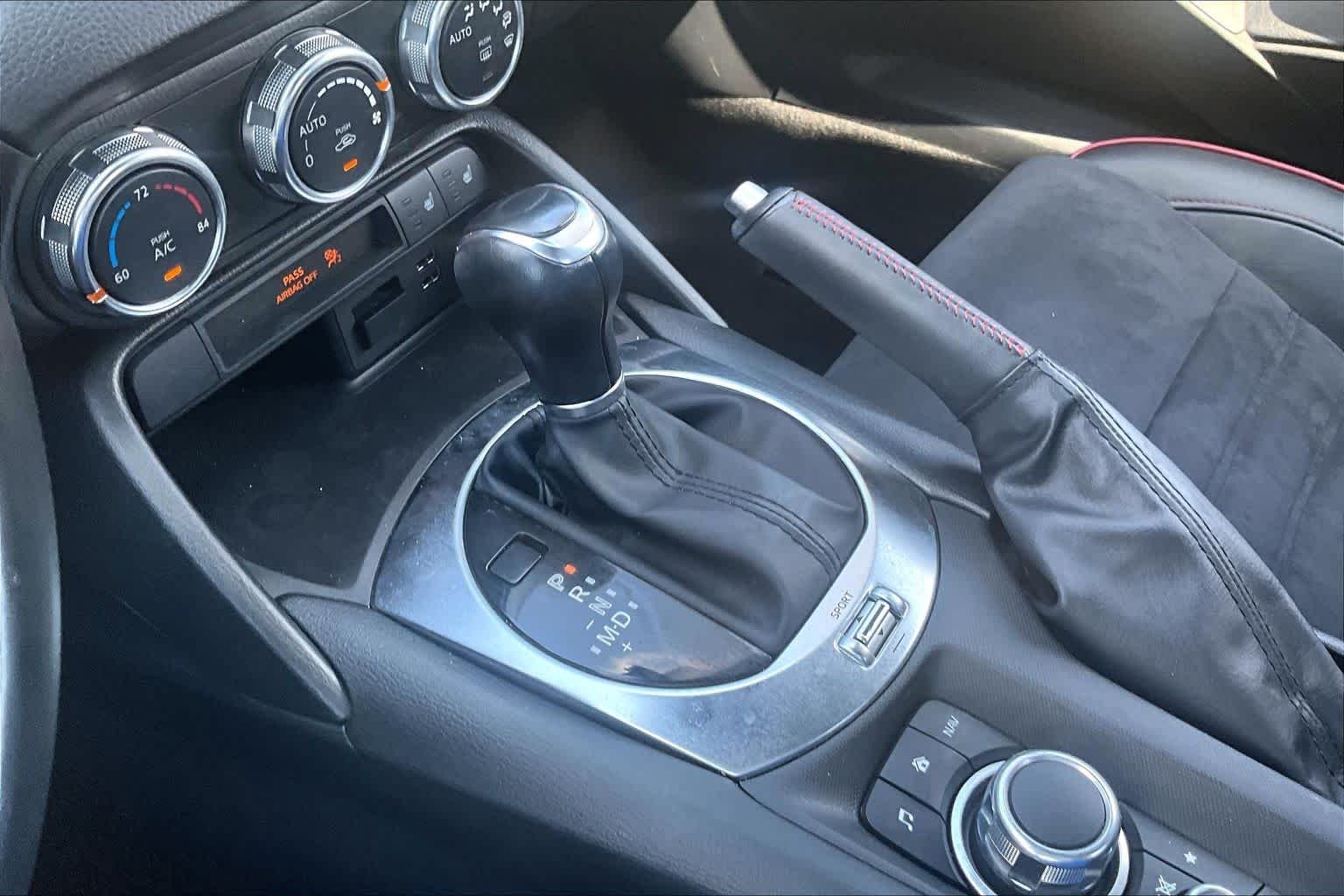 Used 2019 Forte Black Metallic FIAT Abarth image 13