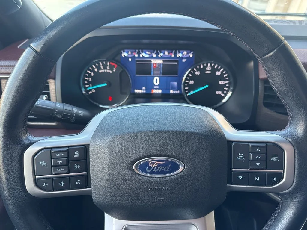 Used 2023 Silver Ford Limited image 12