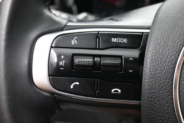 Used 2022 Gray Kia GT-Line image 18