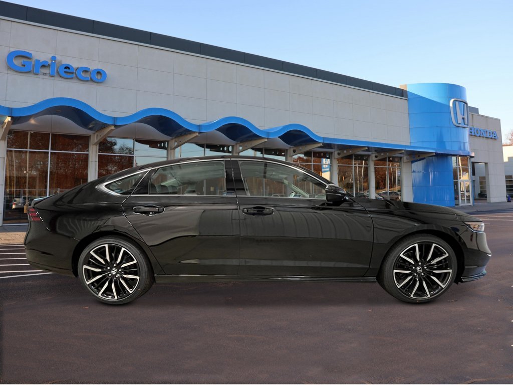 New 2026 Crystal Black Pearl Honda Touring image 8