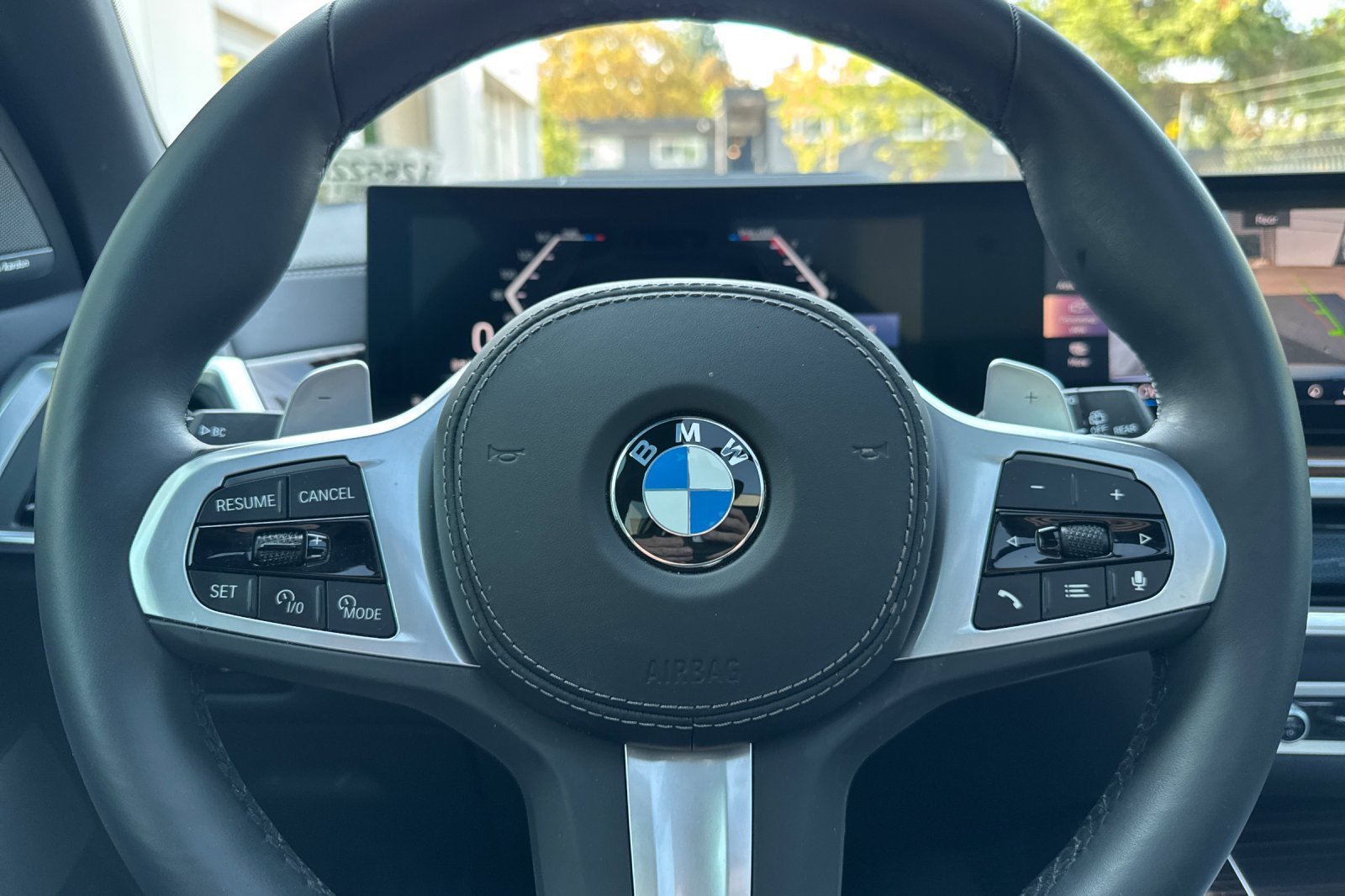 Used 2026 Manhattan Green Metallic BMW xDrive40i image 24