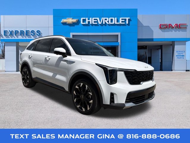 Pre-Owned 2025 Kia Sorento SX
