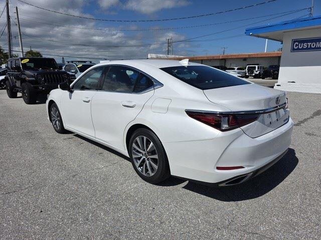 2019 Lexus ES 350 photo 4