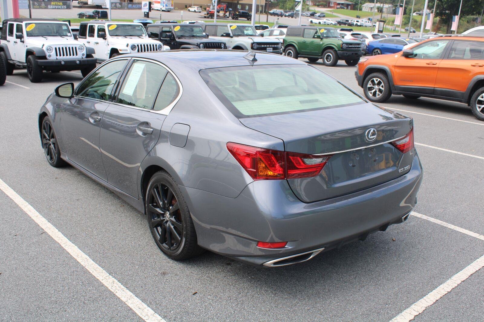 Used 2014 Nebula Gray Pearl Lexus 4dr Sdn RWD image 8