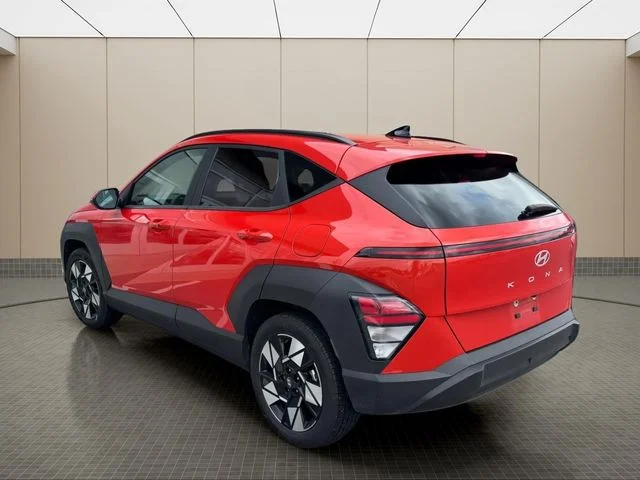 Used 2025 Orange Hyundai SEL image 19