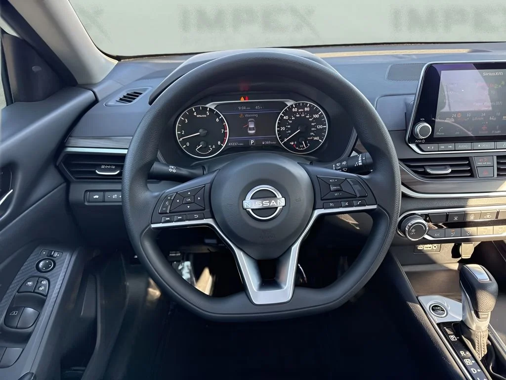 Used 2025 White Nissan SV image 14