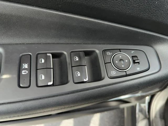 Used 2019 Black Hyundai SEL Plus image 26
