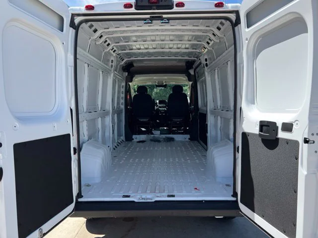 Used 2025 White Ram High Roof image 33