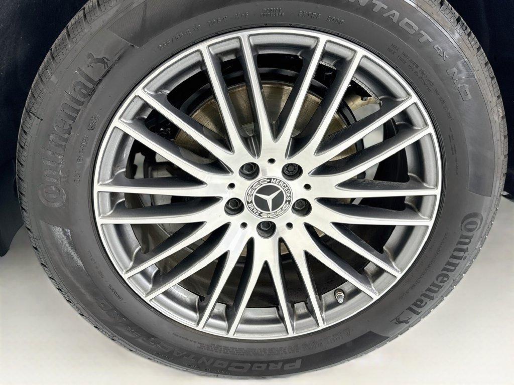Certified Used 2026 Cirrus Silver Metallic Mercedes-Benz GLC 300 image 29