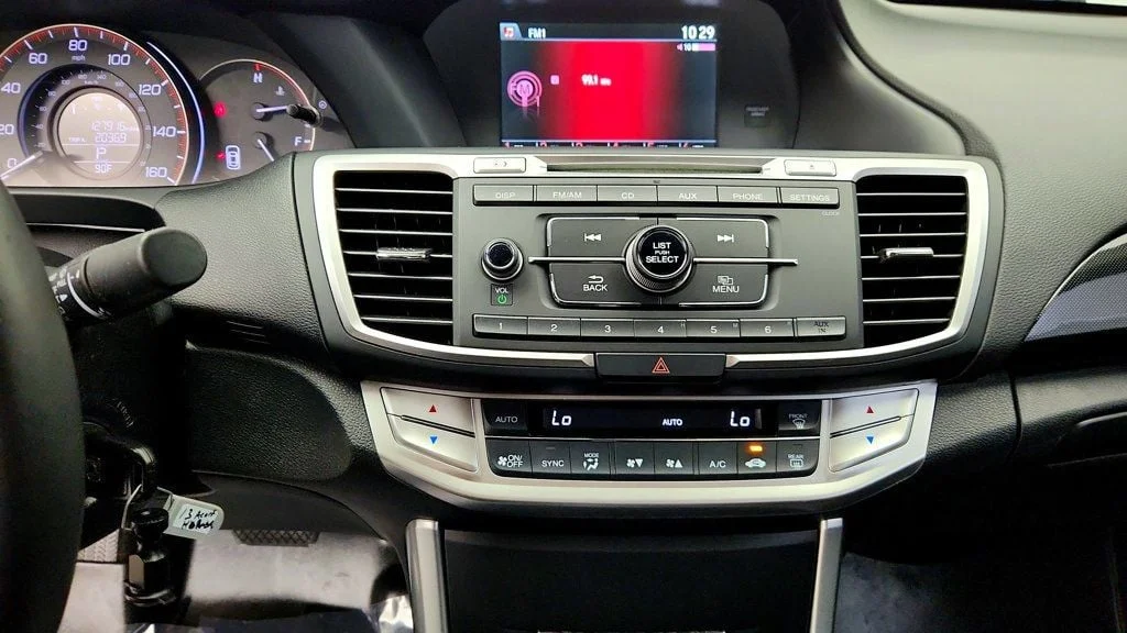 Used 2013 Obsidian Blue Pearl Honda 4dr I4 CVT Sport image 17