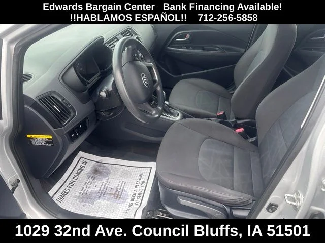 Used 2015 Silver Kia LX image 12