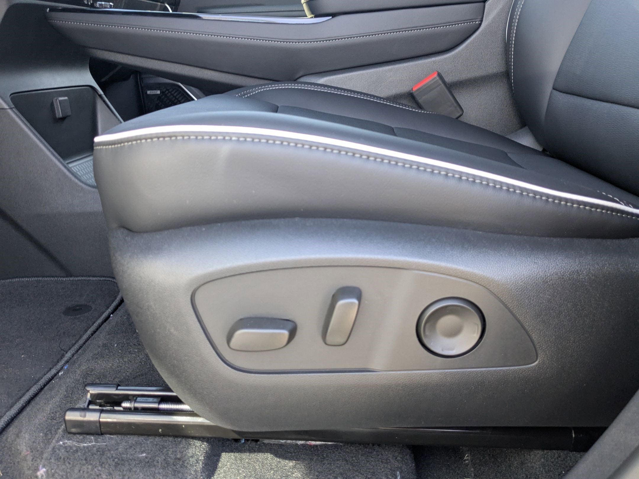 2026 Buick Enclave Preferred - Photo 22
