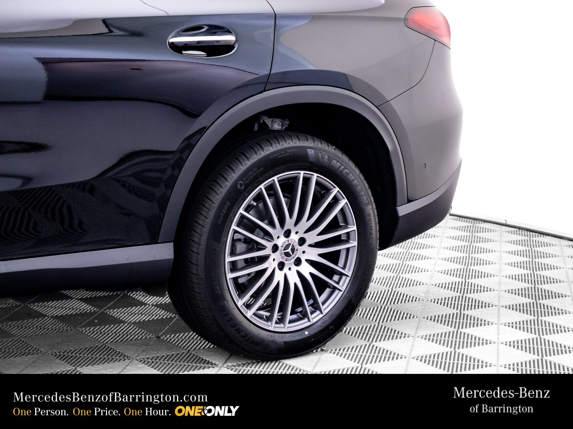 New 2026 Black Mercedes-Benz GLC 300 image 78