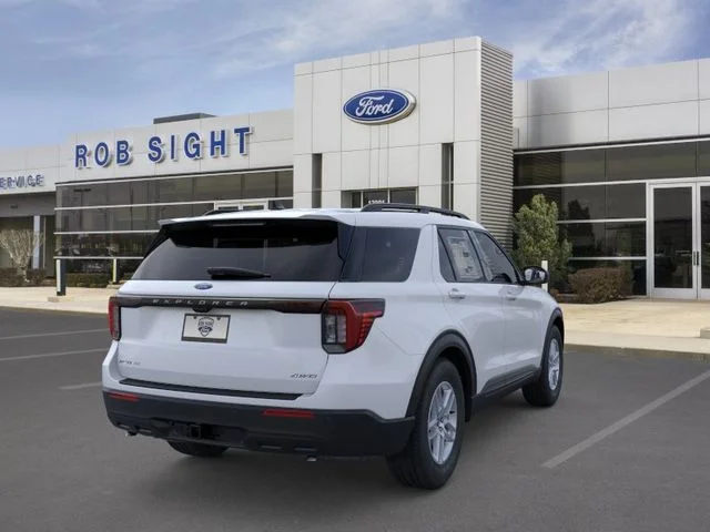New 2026 Space White Metallic Ford Active image 8