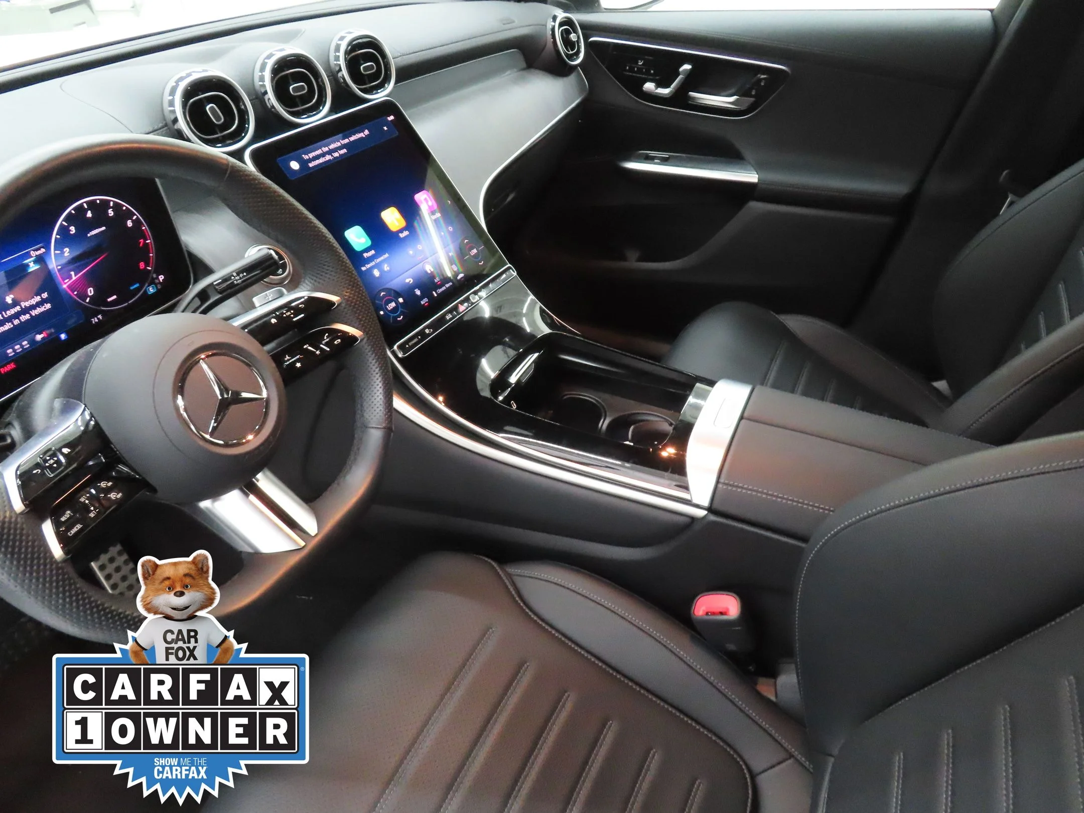 Used 2025  Mercedes-Benz GLC 300 image 20