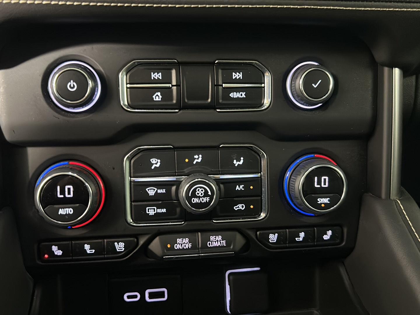 Used 2023 Summit White Chevrolet Premier image 23
