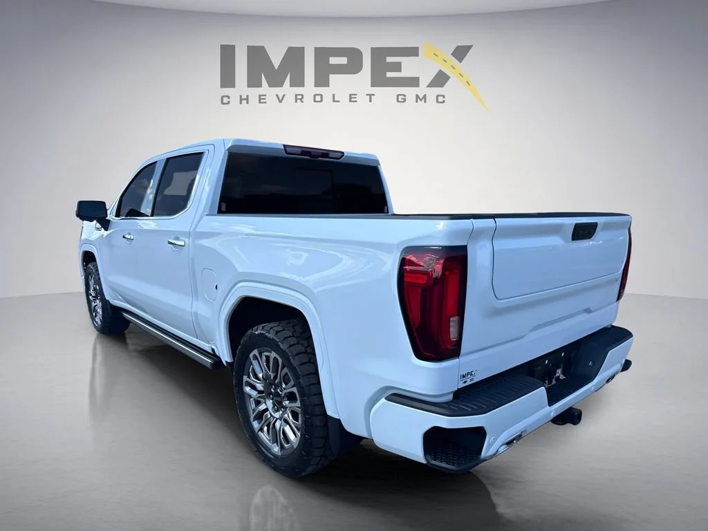 Used 2026 Glacier White Tricoat GMC Denali Ultimate image 3