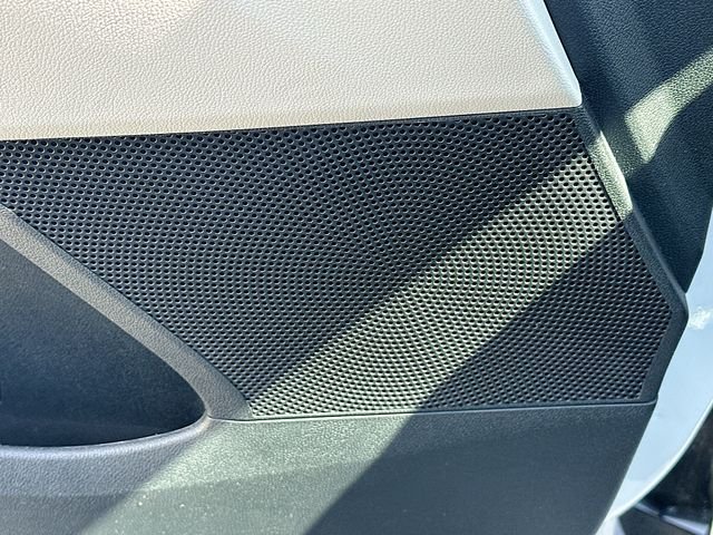 New 2026 Glacial White Pearl Kia S image 18