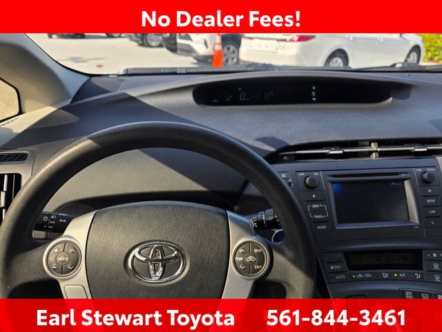 Used 2013 Beige Toyota Two image 5