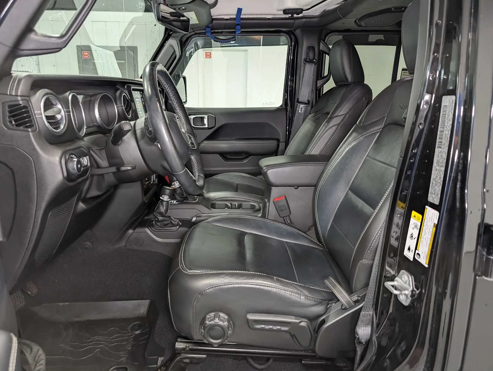Used 2018 Black Clearcoat Jeep Sahara image 4