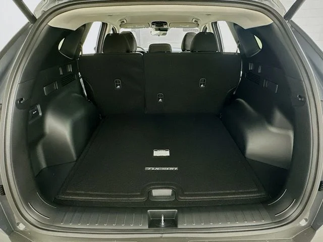 New 2026 Hyundai TUCSON SEL