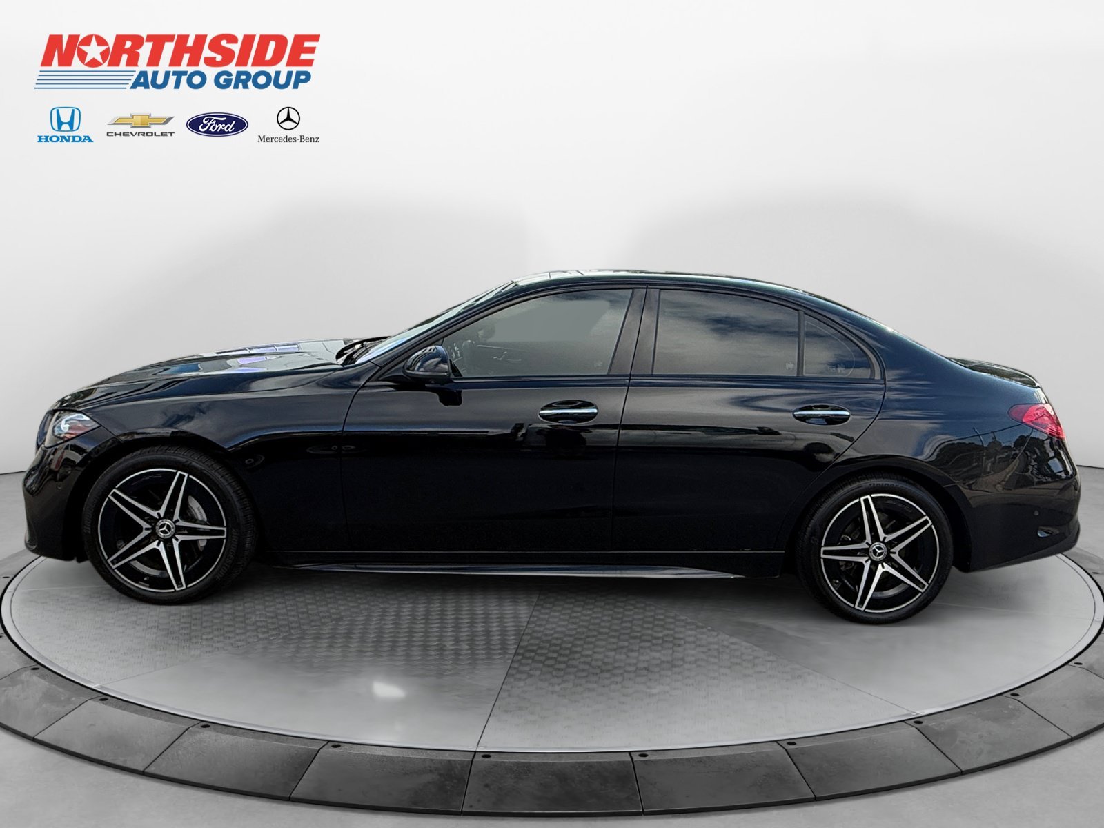 Used 2025 Black Mercedes-Benz C 300 image 4