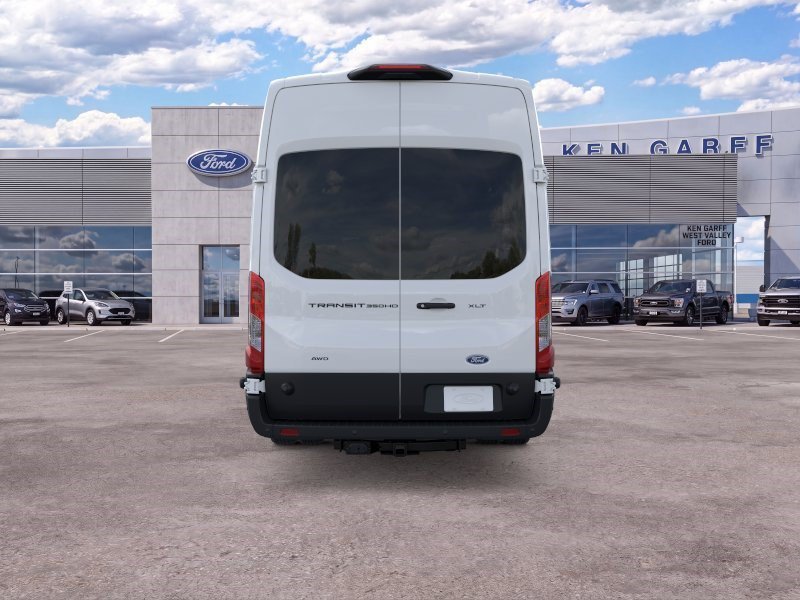 New 2026 Oxford White Ford XLT image 5