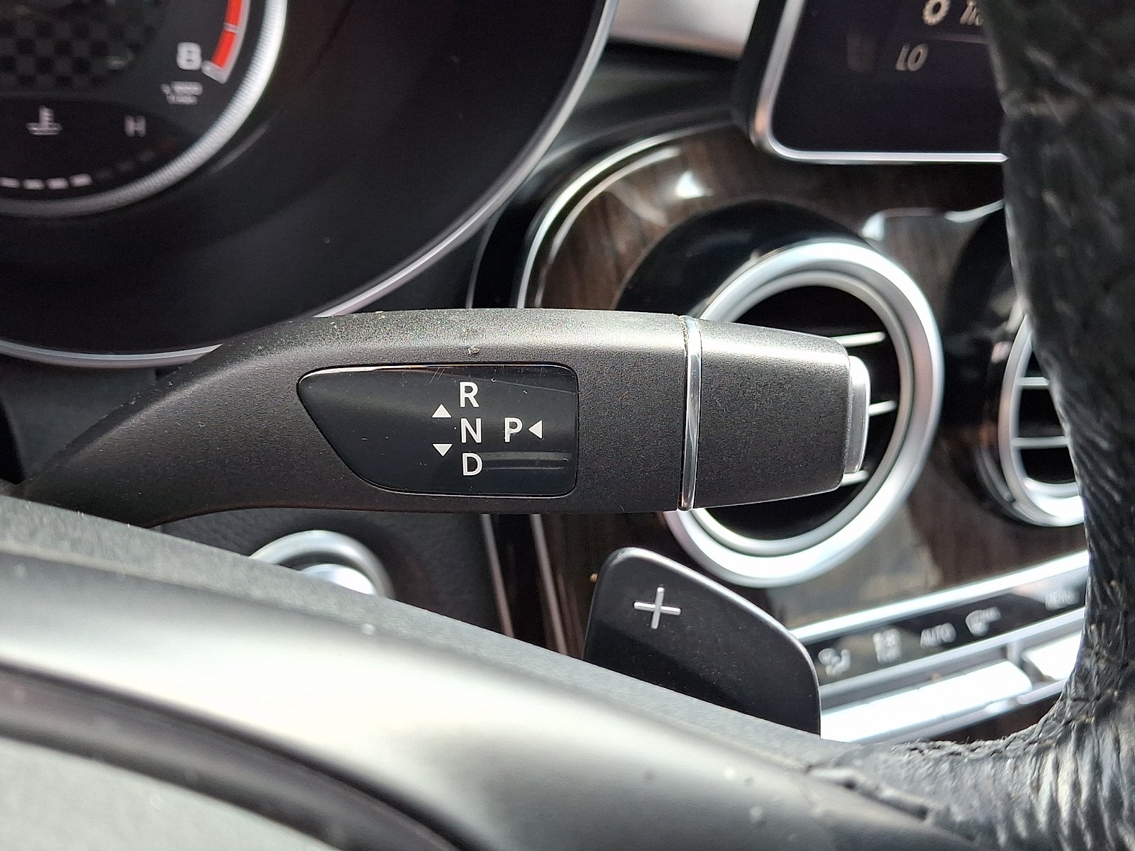 Used 2018 Lunar Blue Metallic - 890 Mercedes-Benz 4MATIC® image 15