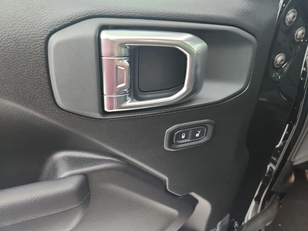2026 Jeep Wrangler 4-Door Sport - Photo 21