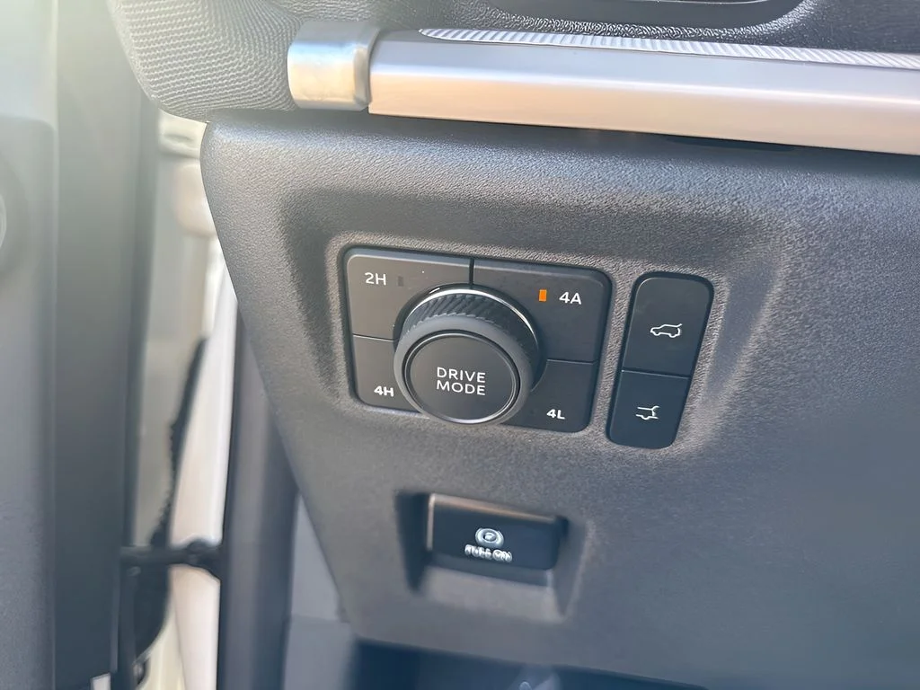 Used 2025 White Ford Active image 25