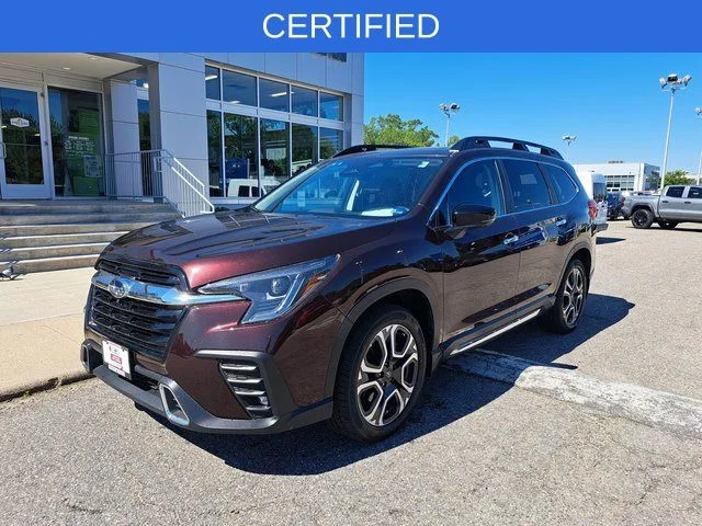 2024 Subaru Ascent Touring's photo