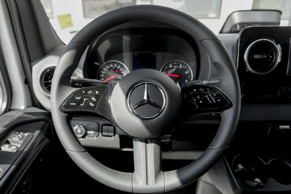 New 2026 Arctic White Mercedes-Benz Cargo 170 WB image 45