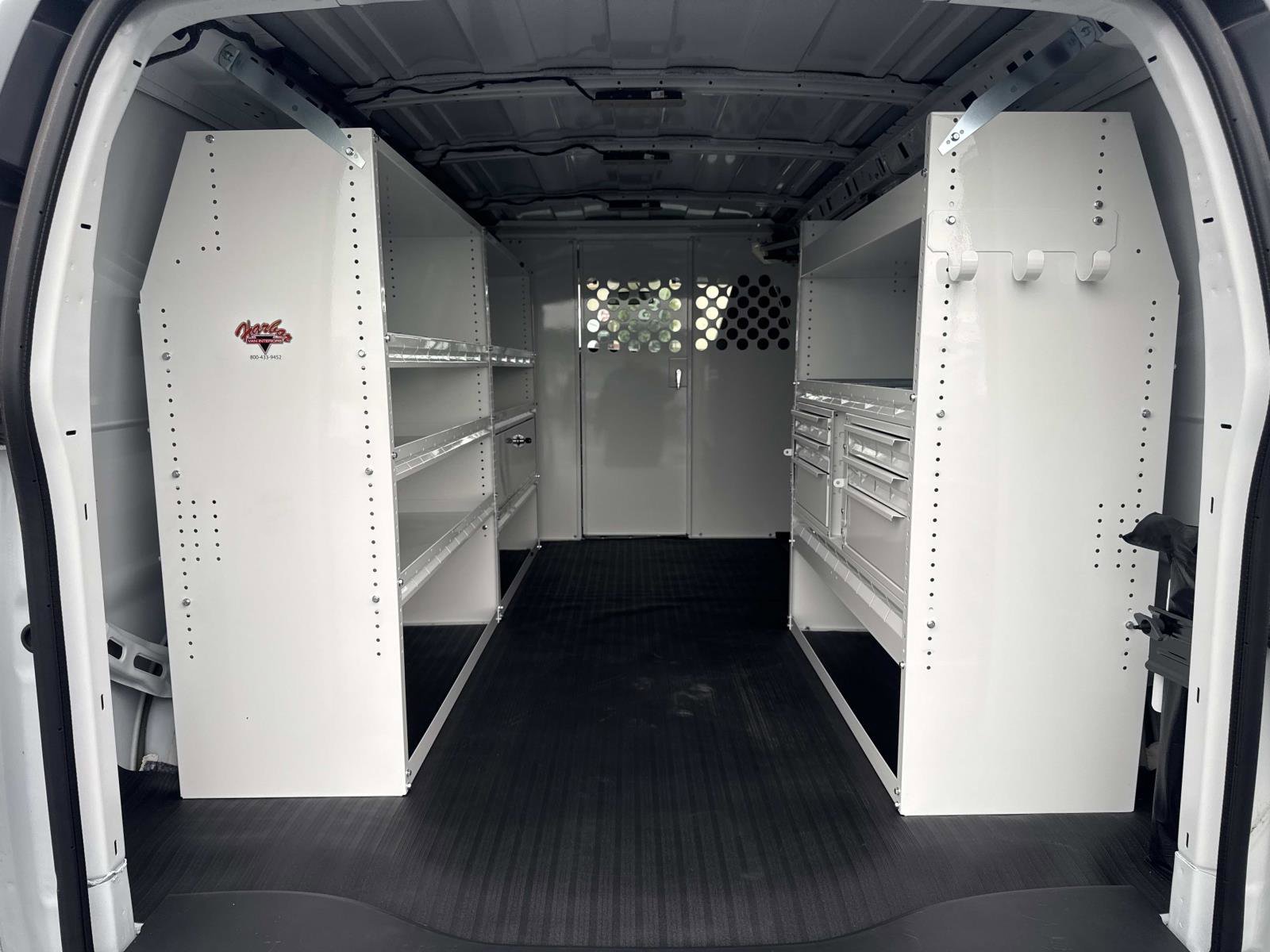 2025 GMC Savana Cargo Work Van - Photo 20