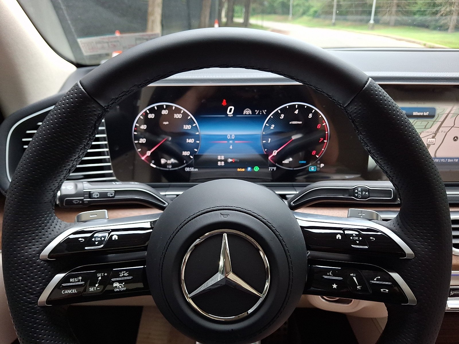New 2026 Polar White Mercedes-Benz GLS 450 image 38