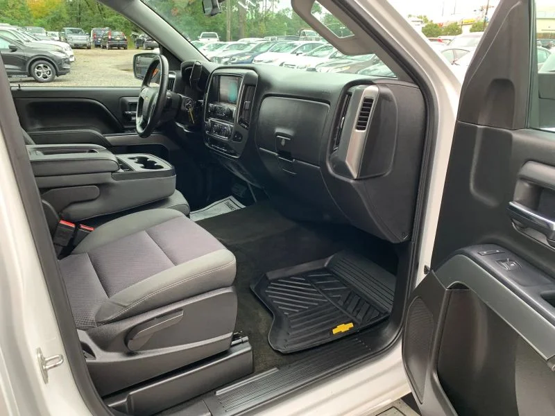 Used 2015 White Chevrolet LT Pickup 4D 6 1/2 ft image 27