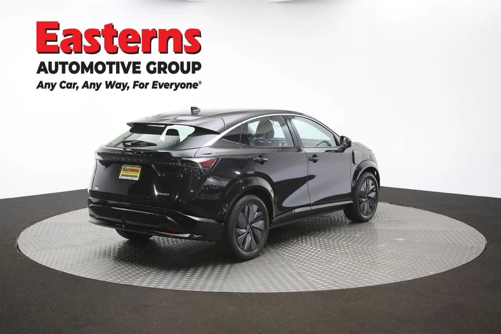 Used 2023 Black Nissan ENGAGE image 41