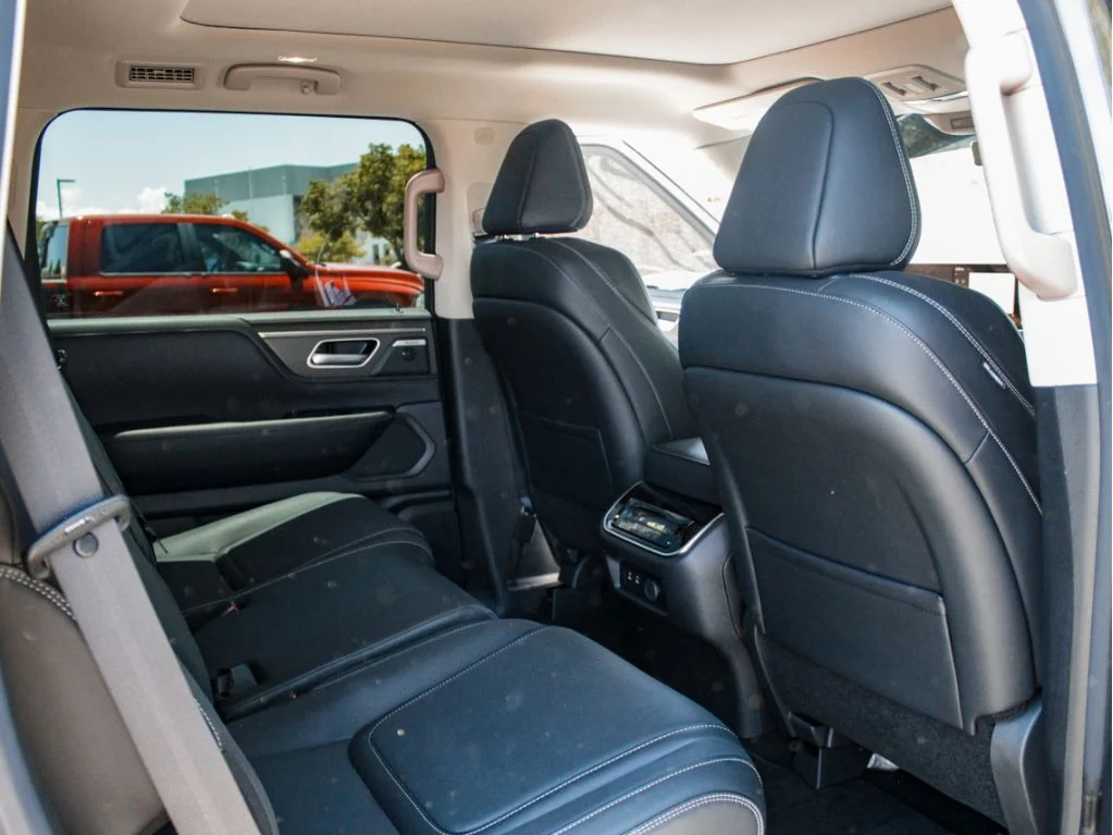 Used 2025 Anthracite Gray INFINITI PURE image 26
