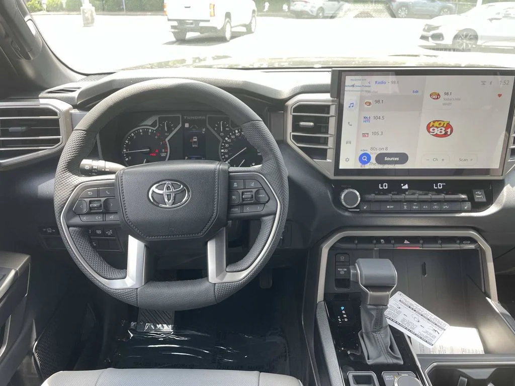 New 2026 Midnight Black Metallic Toyota SR5 image 20