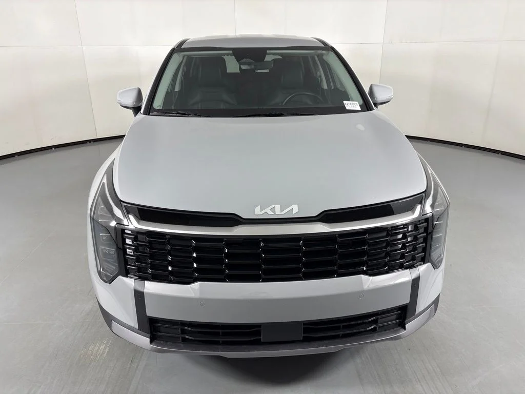 New 2026 Wolf Gray Kia EX image 3